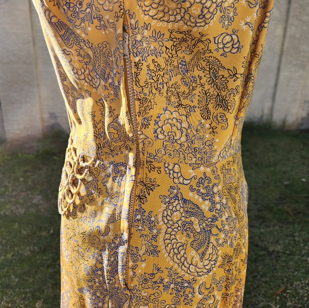 Vintage 1940s Novelty Print Dress with Lattice Features - Picture 8 of 13